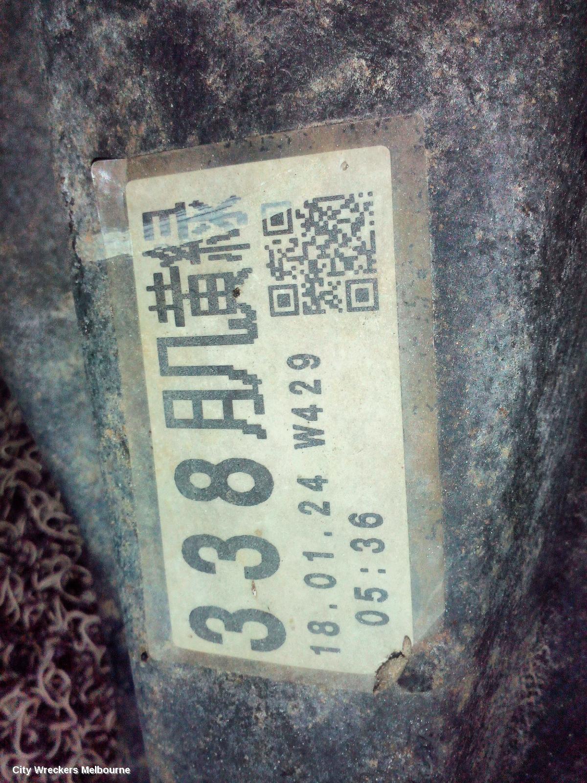 TOYOTA HIACE DIFFERENTIAL CENTRE, REAR, PETROL, TRH, 4.875 RATIO (A07A CODE), NON LSD TYPE, 03/2015 - 04/2019