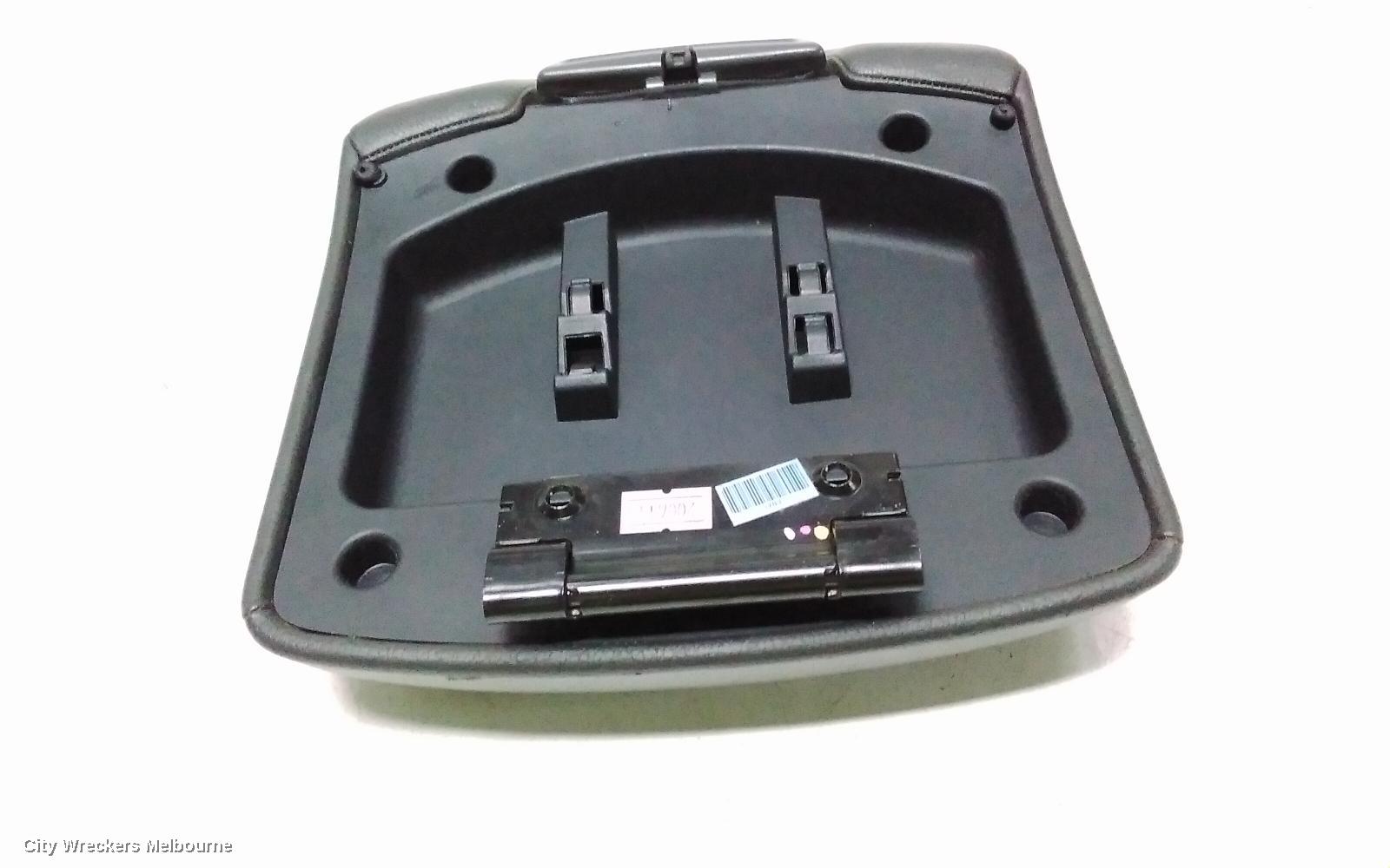 NISSAN NAVARA CONSOLE, D40, CENTRE CONSOLE LID ONLY, LEATHER, GREY, 09/2005 - 08/2015