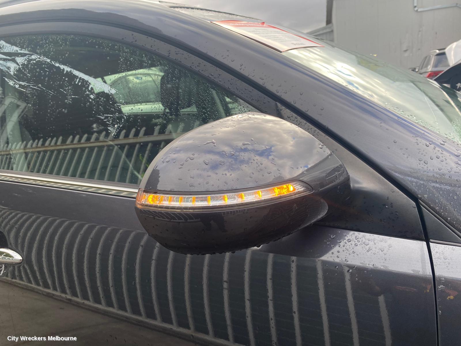 KIA SPORTAGE RIGHT TAILLIGHT, SL, BUMPER REFLECTOR, 06/2013 - 10/2015