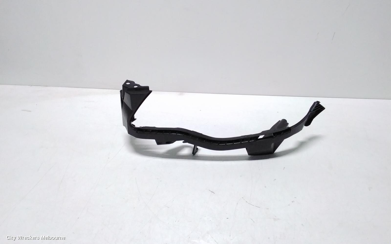 SUBARU XV, G4X, 08/2011 - 04/2017, LHF HEADLIGHT BRAKET: 117708