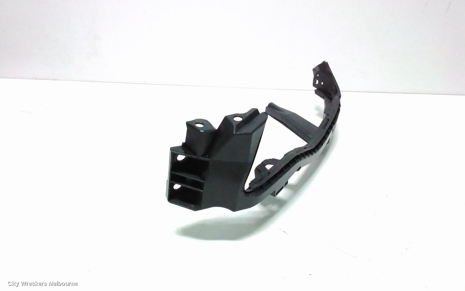 SUBARU XV, G4X, 08/2011 - 04/2017, LHF HEADLIGHT BRAKET: 117708