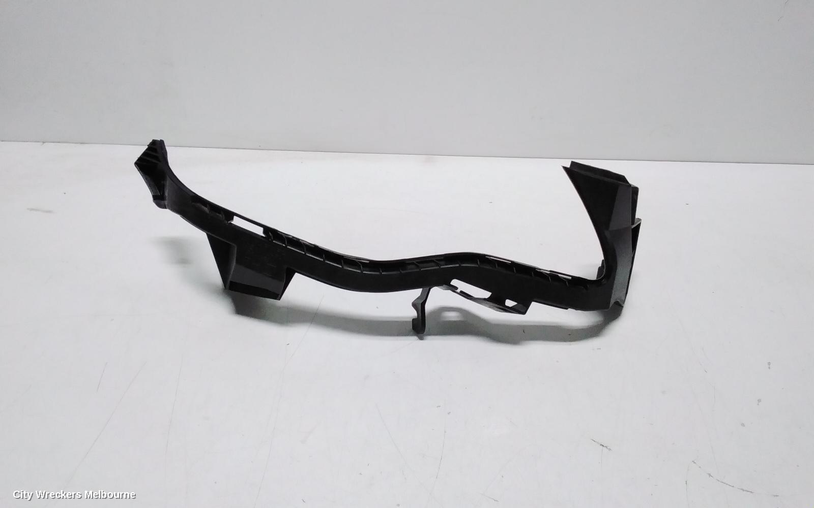 SUBARU XV, G4X, 08/2011 - 04/2017, RHF HEADLIGHT BRAKET: 117709