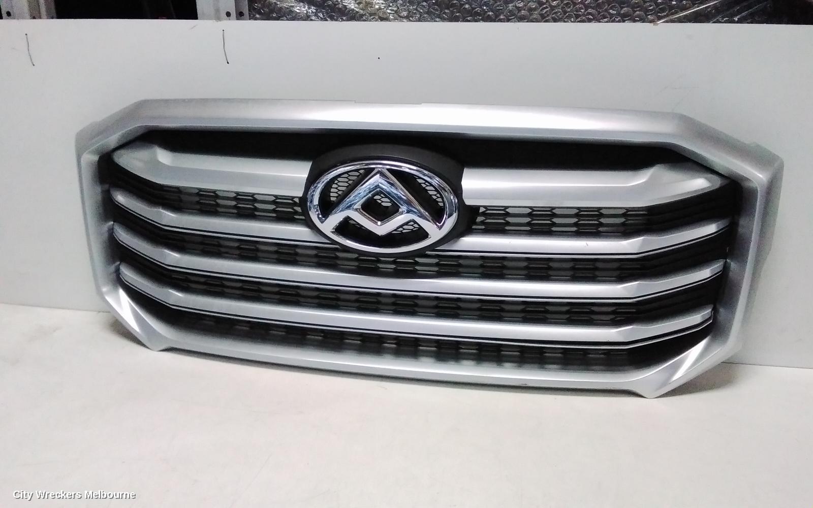 LDV DELIVER 9 GRILLE, RADIATOR GRILLE, GREY, 07/2020 ONWARDS