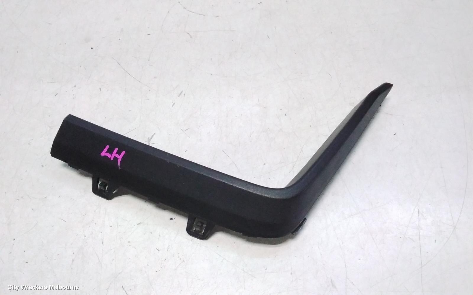 LDV DELIVER 9 LEFT INDICATOR/FOG/SIDE, BUMPER FOGLAMP,  07/2020 ONWARDS