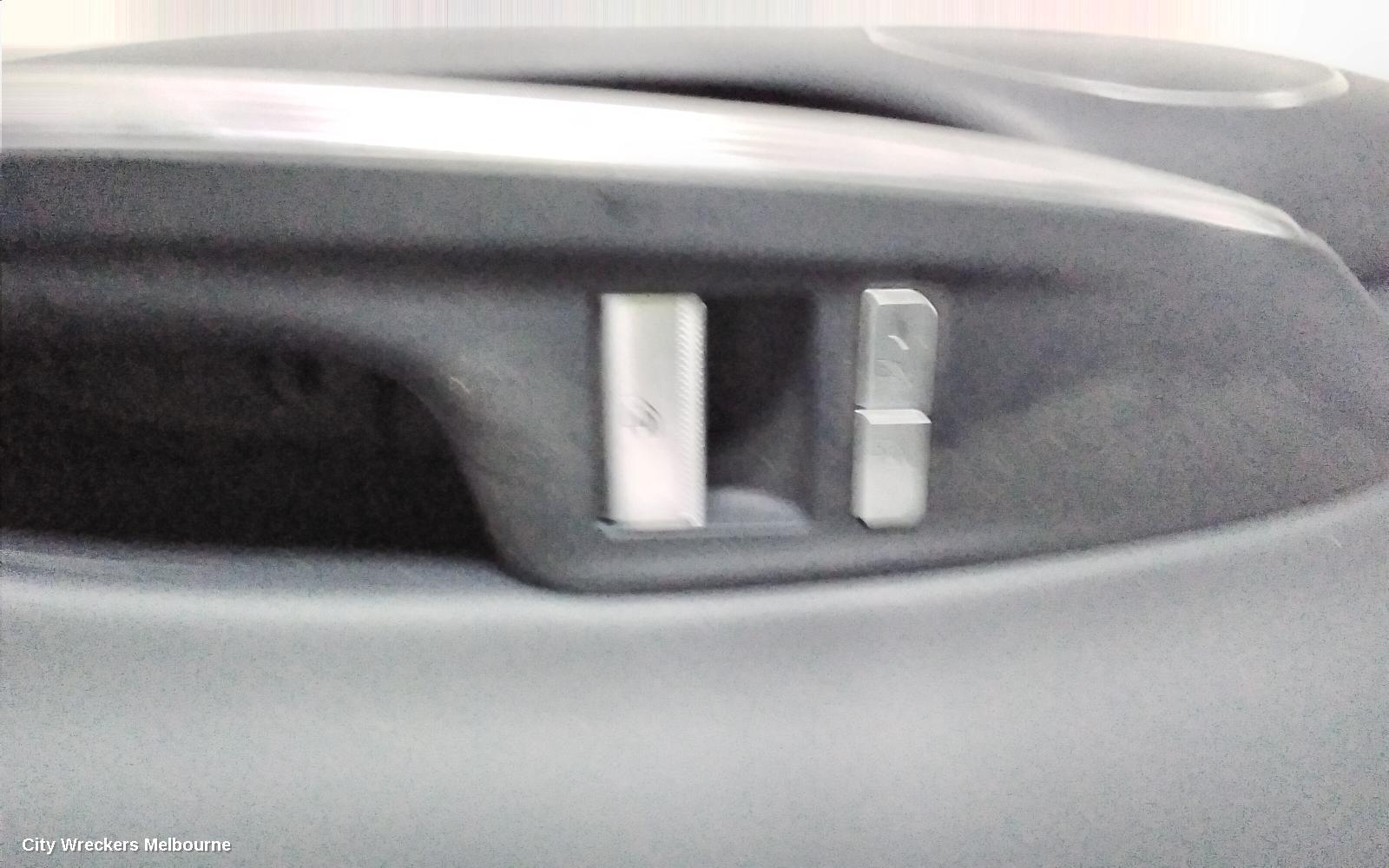 GENESIS GV70 DOOR TRIM, JK, 03/2021 ONWARDS