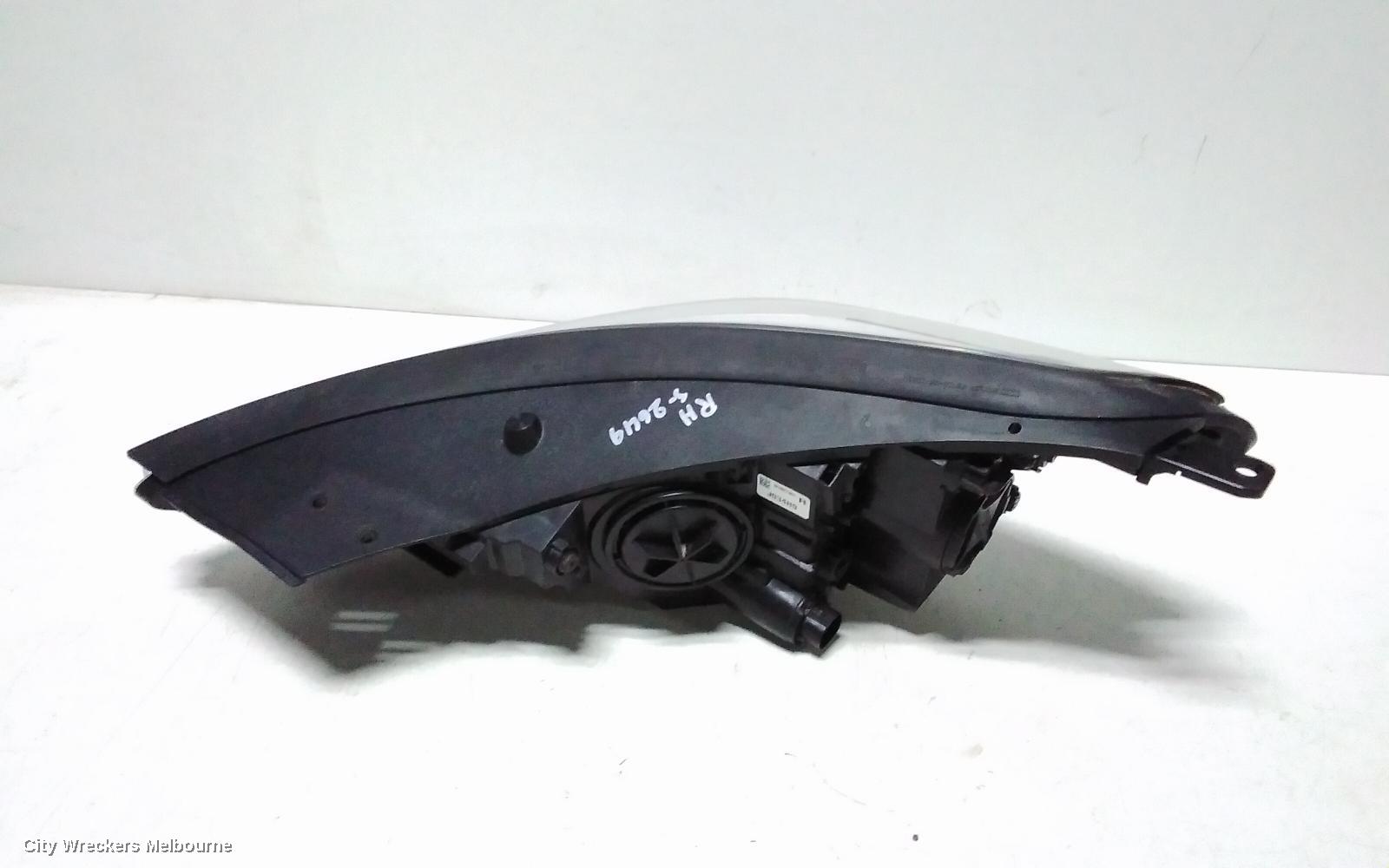 HYUNDAI TUCSON RIGHT HEADLAMP, TL, ACTIVE/ACTIVE X, KOREAN BUILT (VIN KMHJ), HALOGEN TYPE, W/ DAYTIME RUNNING LAMP, 07/2015 - 06/2018