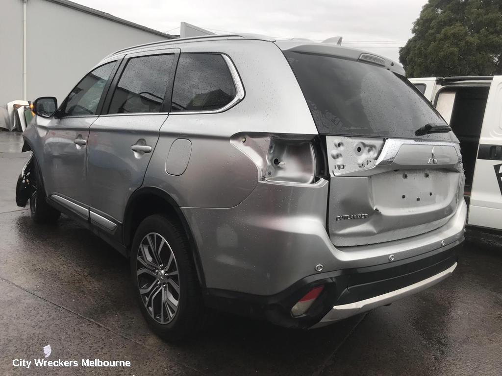 MITSUBISHI OUTLANDER LEFT FRONT DOOR WINDOW, ZJ-ZK, 10/2012 ONWARDS