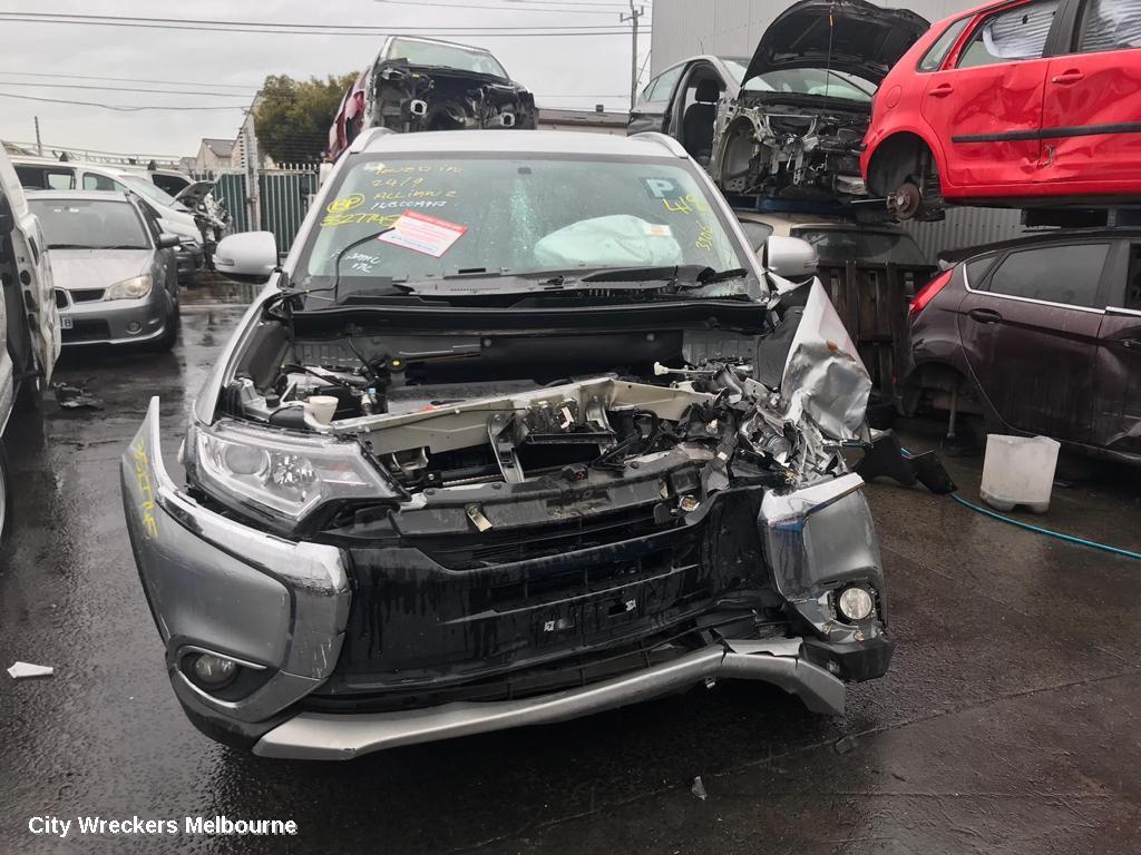 MITSUBISHI OUTLANDER LEFT FRONT DOOR WINDOW, ZJ-ZK, 10/2012 ONWARDS