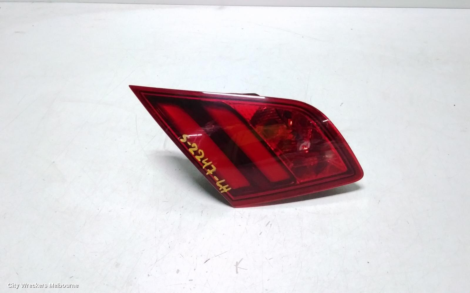 PEUGEOT 308 REAR GARNISH, TAILGATE LAMP (LH SIDE), T9, HATCH, 10/2014 - 01/2021