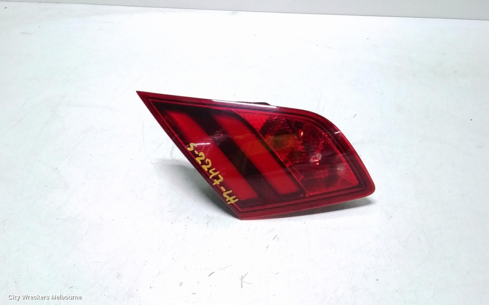 PEUGEOT 308 REAR GARNISH, TAILGATE LAMP (LH SIDE), T9, HATCH, 10/2014 - 01/2021
