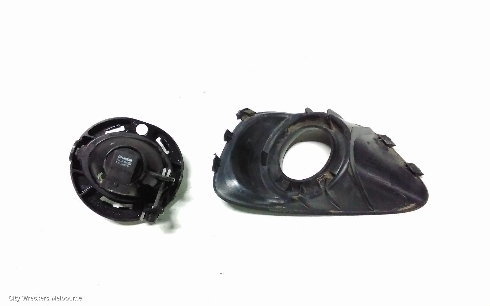 JEEP COMPASS RIGHT INDICATOR/FOG/SIDE, BUMPER FOGLAMP, MK, 07/2011 - 06/2013