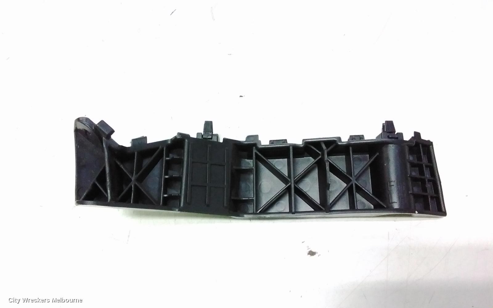 KIA CARNIVAL/GRAND CARNIVAL, KA4, 10/2020 ONWARDS, LHF BAR BRAKET: 117832