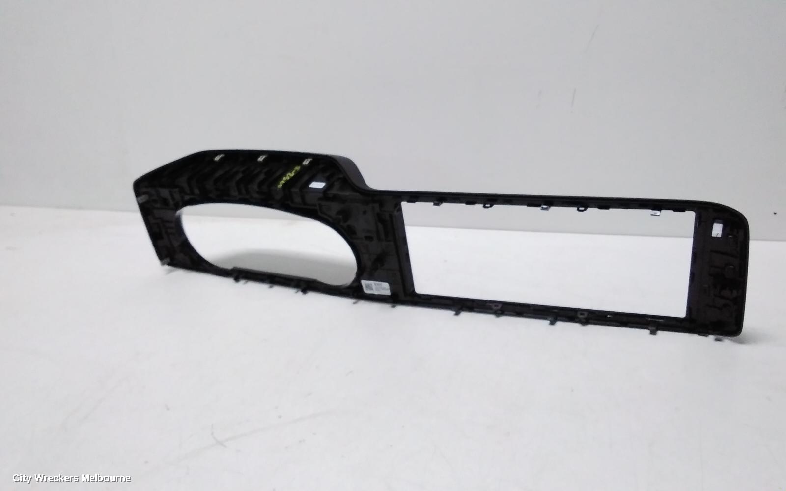 KIA CARNIVAL/GRAND CARNIVAL, KA4, 10/2020 ONWARDS, FACIA (RADIO SUROUND TRIM ): 117847