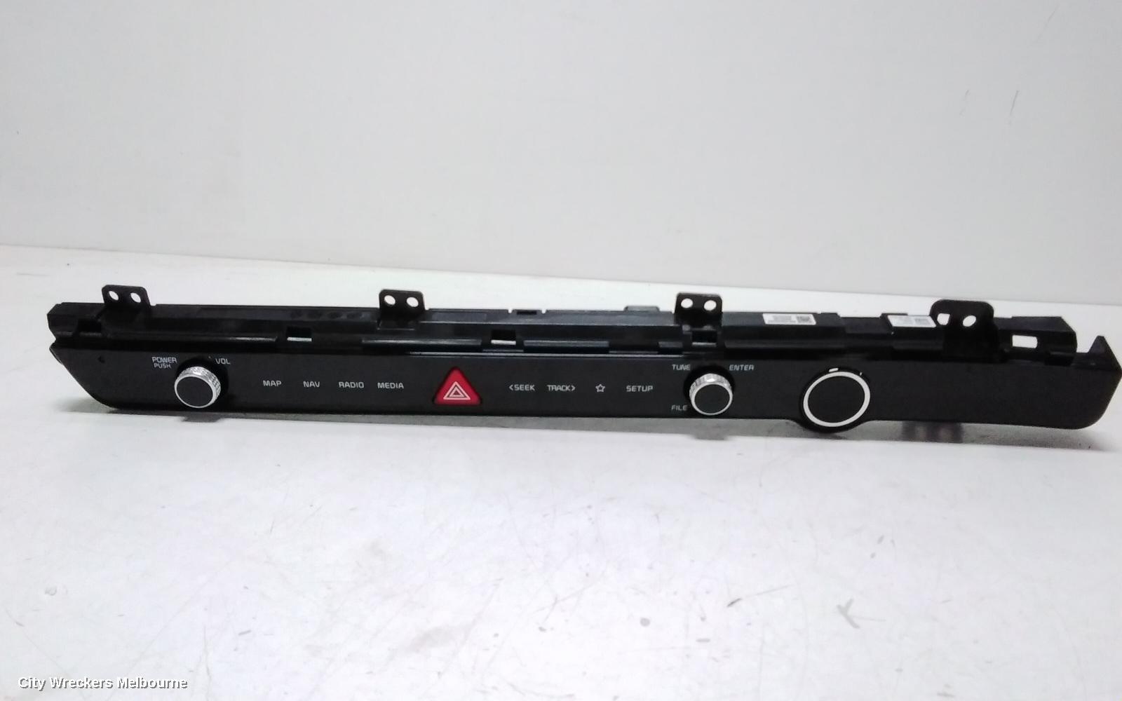 KIA CARNIVAL/GRAND CARNIVAL, KA4, 10/2020 ONWARDS, PART NO:96540R0450FHL  KEYBOARD ASSY (BLACK HI-GLOSSY FHV LIGHTING: 117848