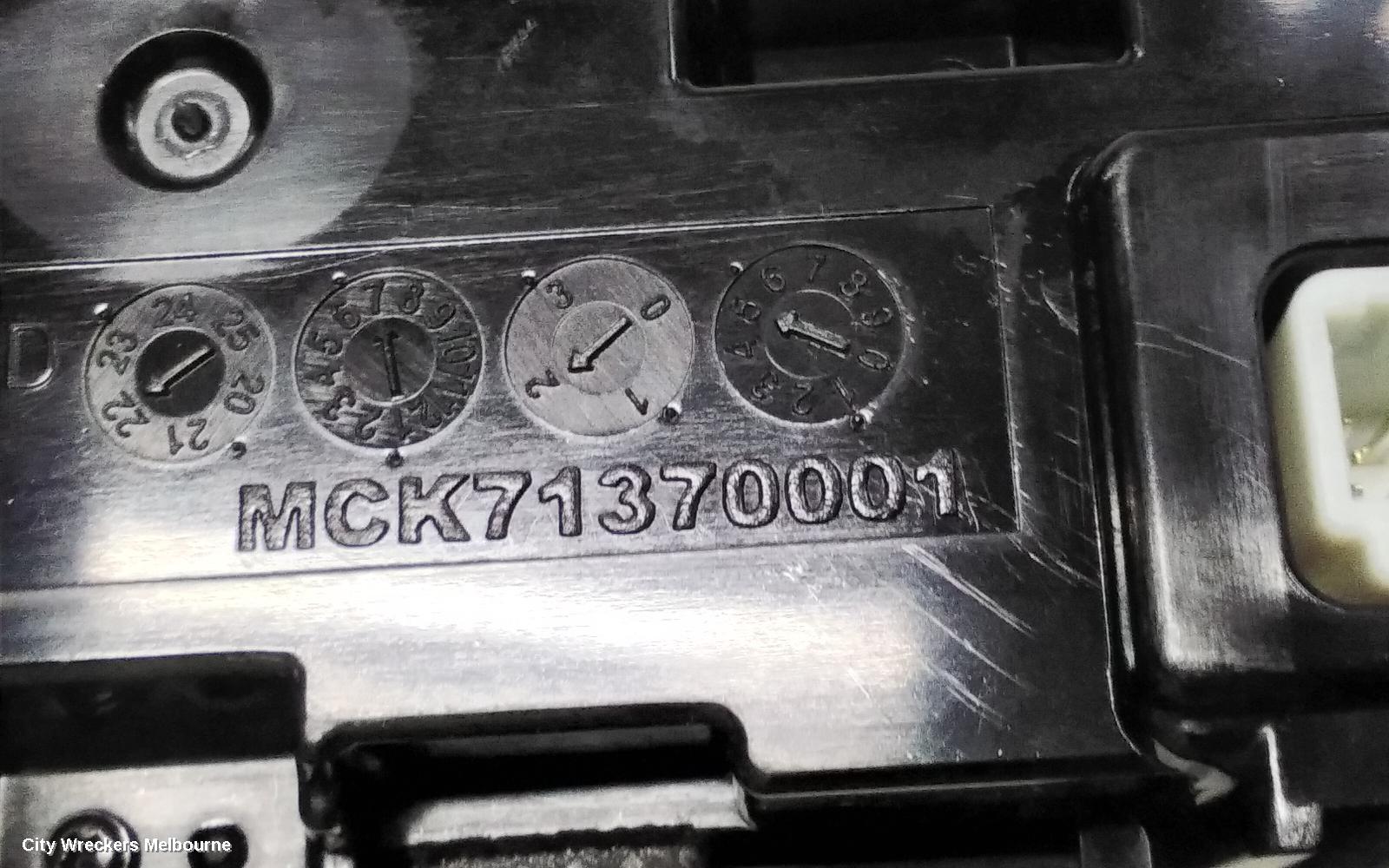 KIA CARNIVAL/GRAND CARNIVAL, KA4, 10/2020 ONWARDS, PART NO:96540R0450FHL  KEYBOARD ASSY (BLACK HI-GLOSSY FHV LIGHTING: 117848