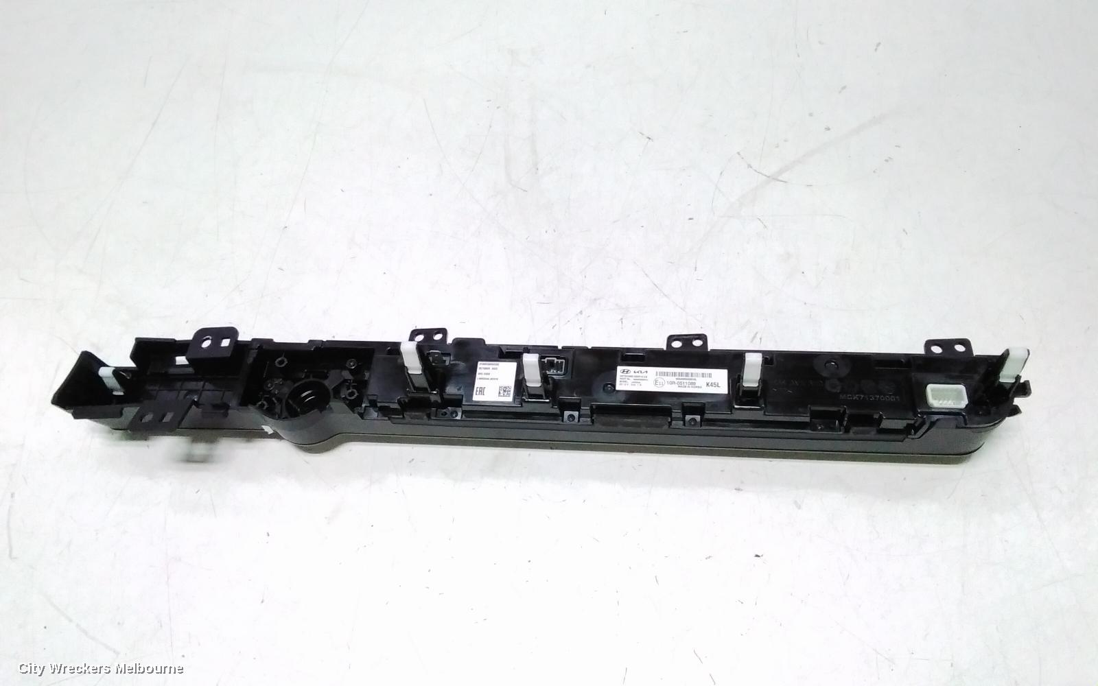 KIA CARNIVAL/GRAND CARNIVAL, KA4, 10/2020 ONWARDS, PART NO:96540R0450FHL  KEYBOARD ASSY (BLACK HI-GLOSSY FHV LIGHTING: 117848
