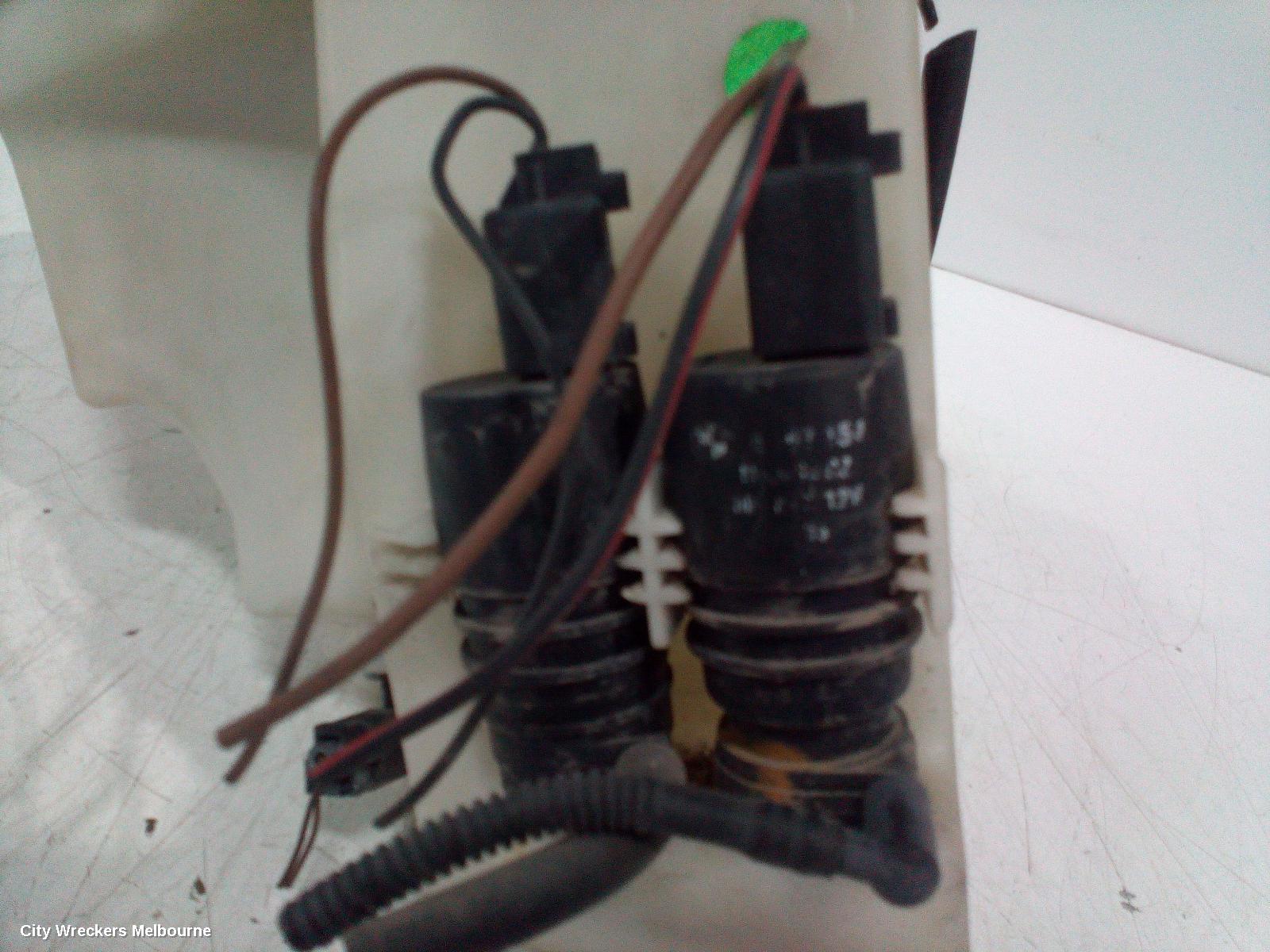 BMW X3 WASHER BOTTLE, W/ H/LAMP WASHER TYPE, E83, 06/2004 - 02/2011