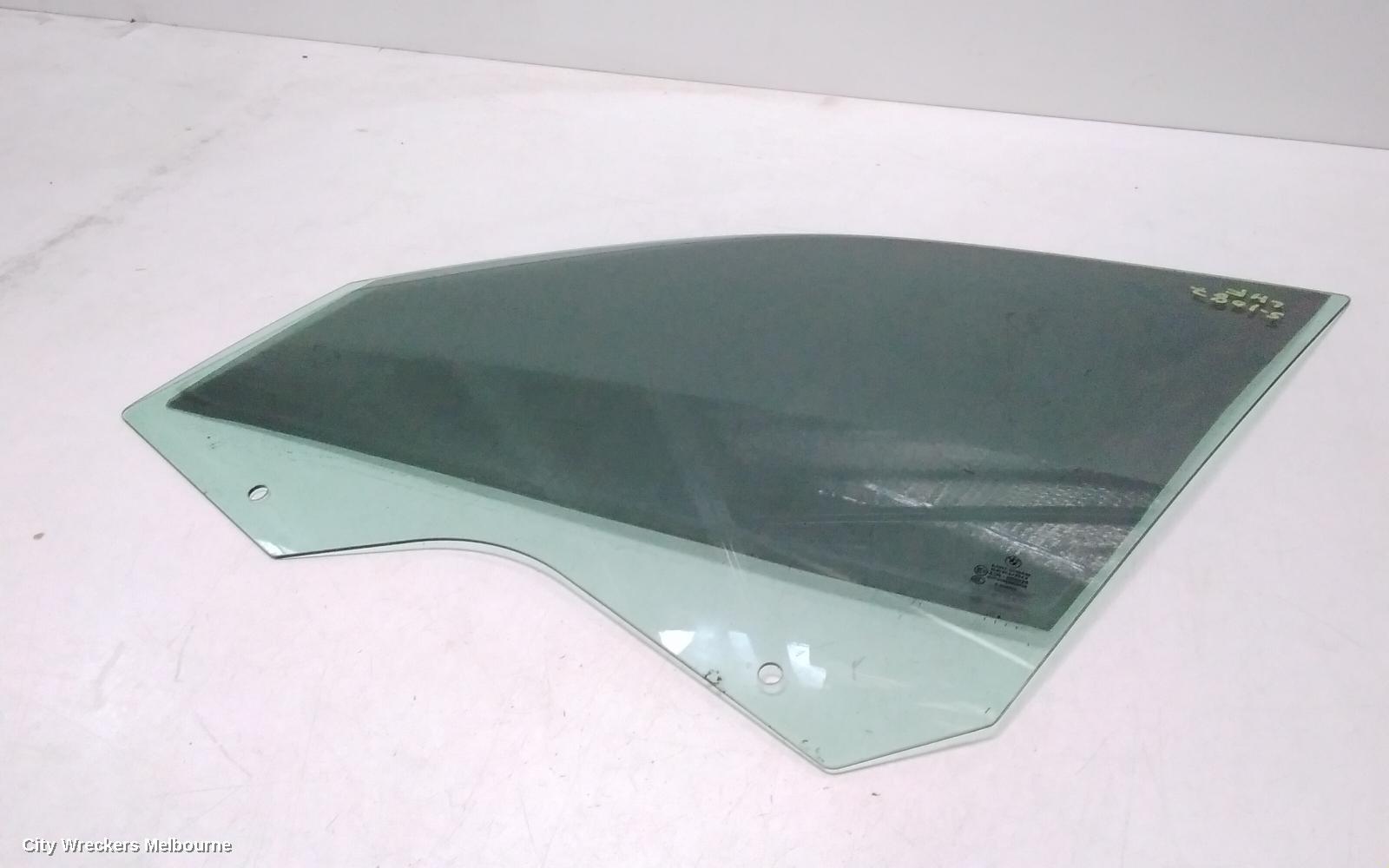 BMW X3 LEFT FRONT DOOR WINDOW, E83, 06/2004 - 11/2010
