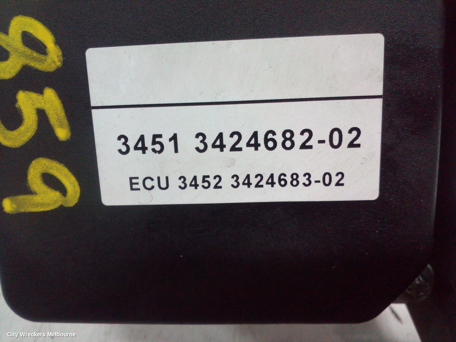 BMW X3 ABS PUMP/MODULATOR, E83, ON MODULE P/N 34513424682, 06/2004 - 11/2010