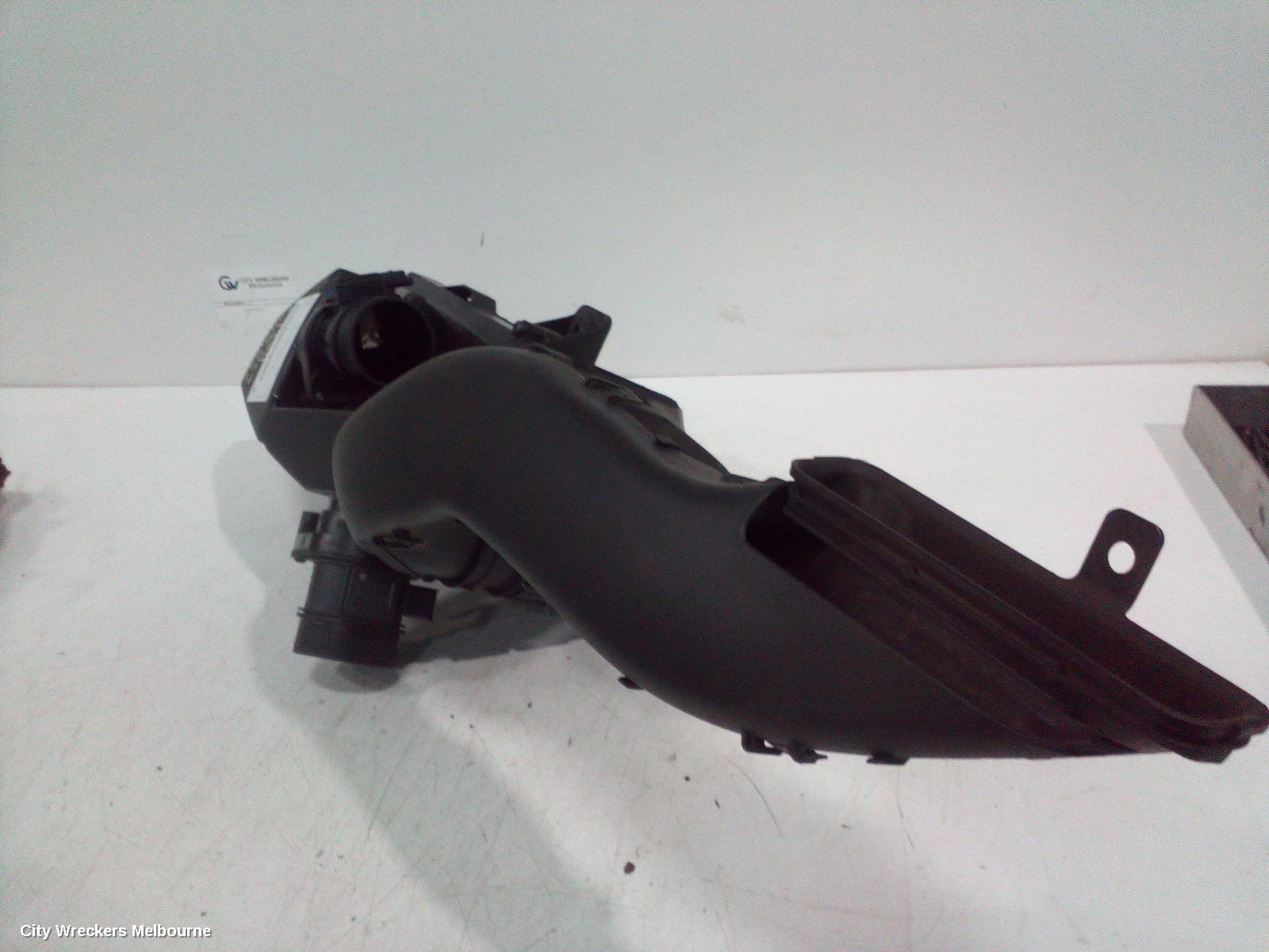 PEUGEOT 407 AIR CLEANER/BOX, AIR CLEANER, 2.7, UHZ, DIESEL, 07/2006 - 06/2011