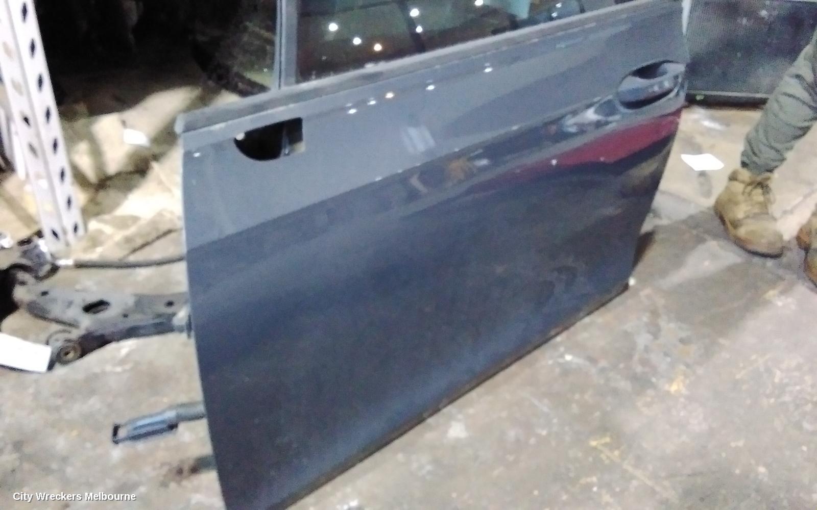 VOLKSWAGEN GOLF LEFT FRONT DOOR, GEN 8, 09/2020 ONWARDS