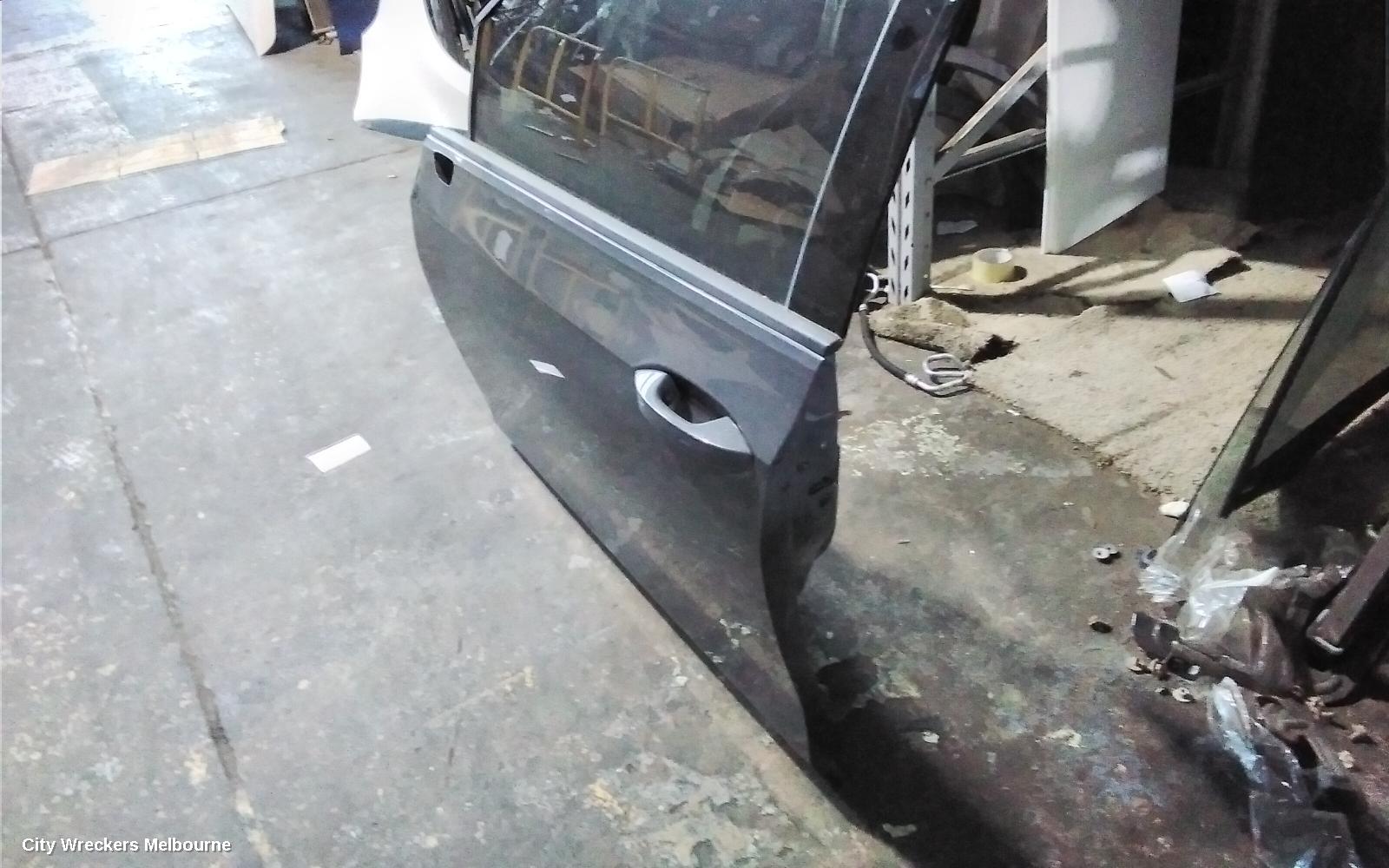 VOLKSWAGEN GOLF LEFT FRONT DOOR, GEN 8, 09/2020 ONWARDS