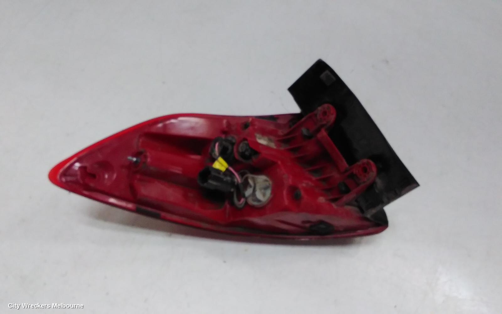 HYUNDAI TUCSON RIGHT TAILLIGHT, IN BODY, TL, KOREAN BUILT (VIN KMHJ), NON LED TYPE, 07/2015 - 06/2018