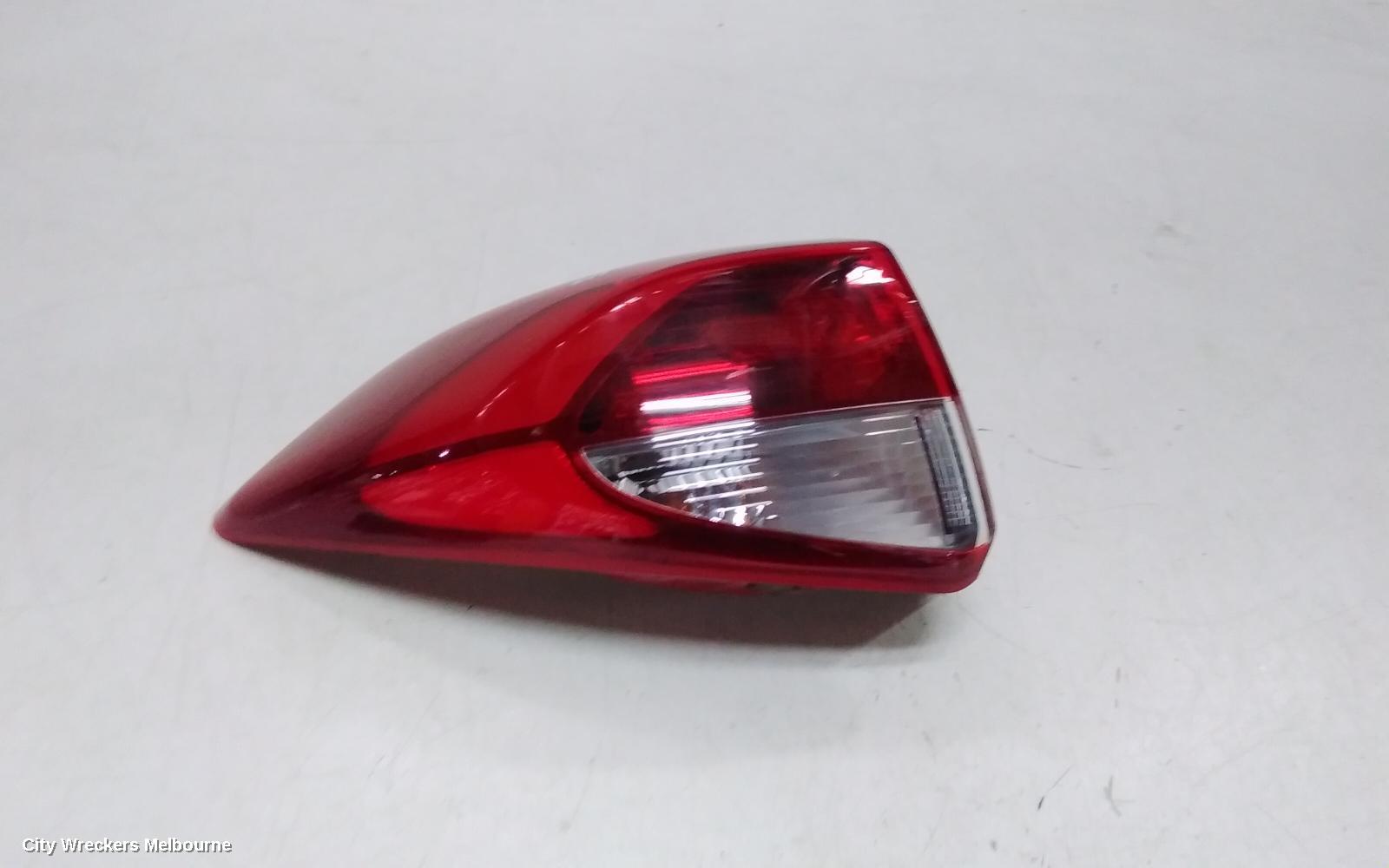 HYUNDAI TUCSON LEFT TAILLIGHT, IN BODY, TL, KOREAN BUILT (VIN KMHJ), NON LED TYPE, 07/2015 - 06/2018
