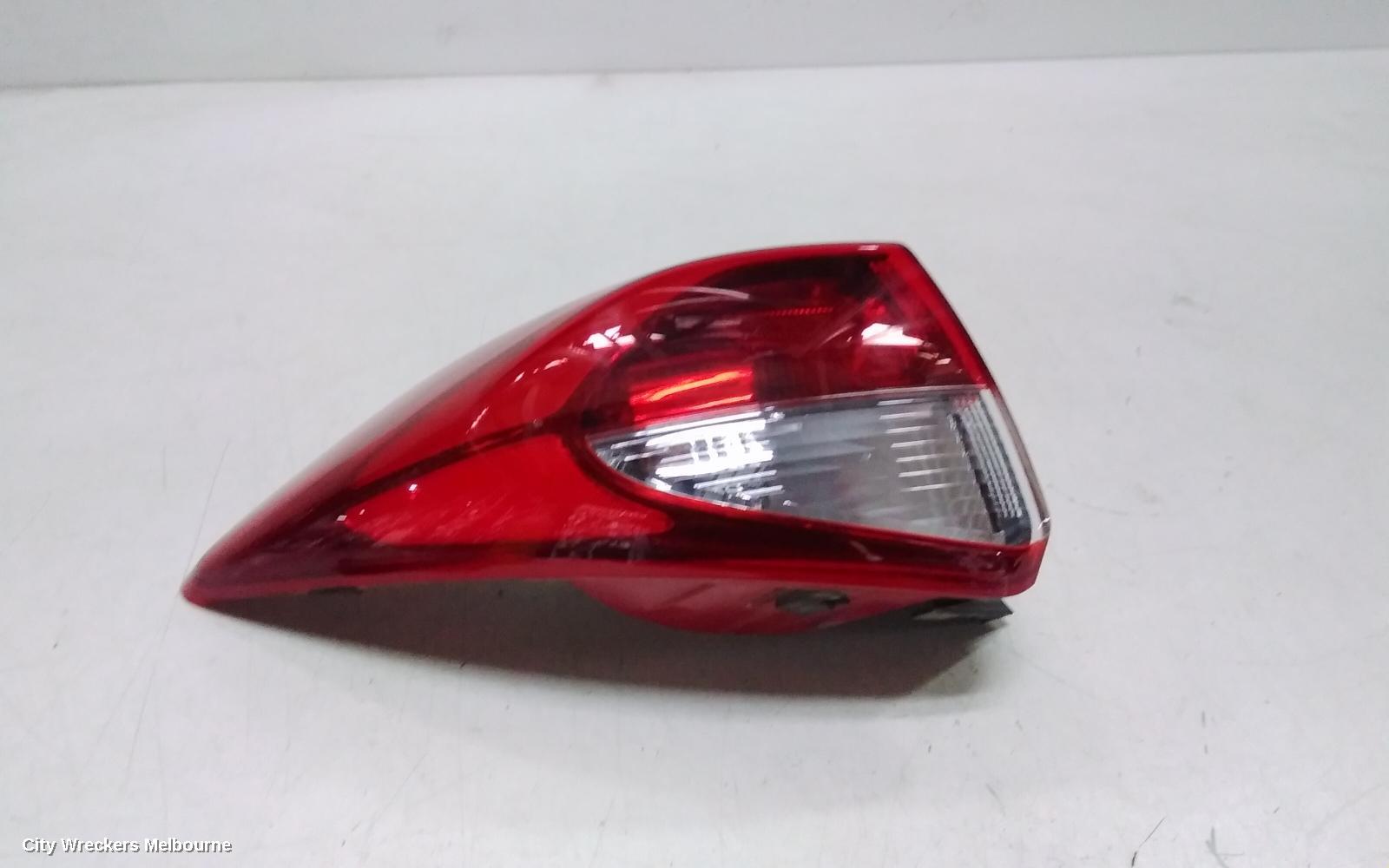 HYUNDAI TUCSON LEFT TAILLIGHT, IN BODY, TL, KOREAN BUILT (VIN KMHJ), NON LED TYPE, 07/2015 - 06/2018