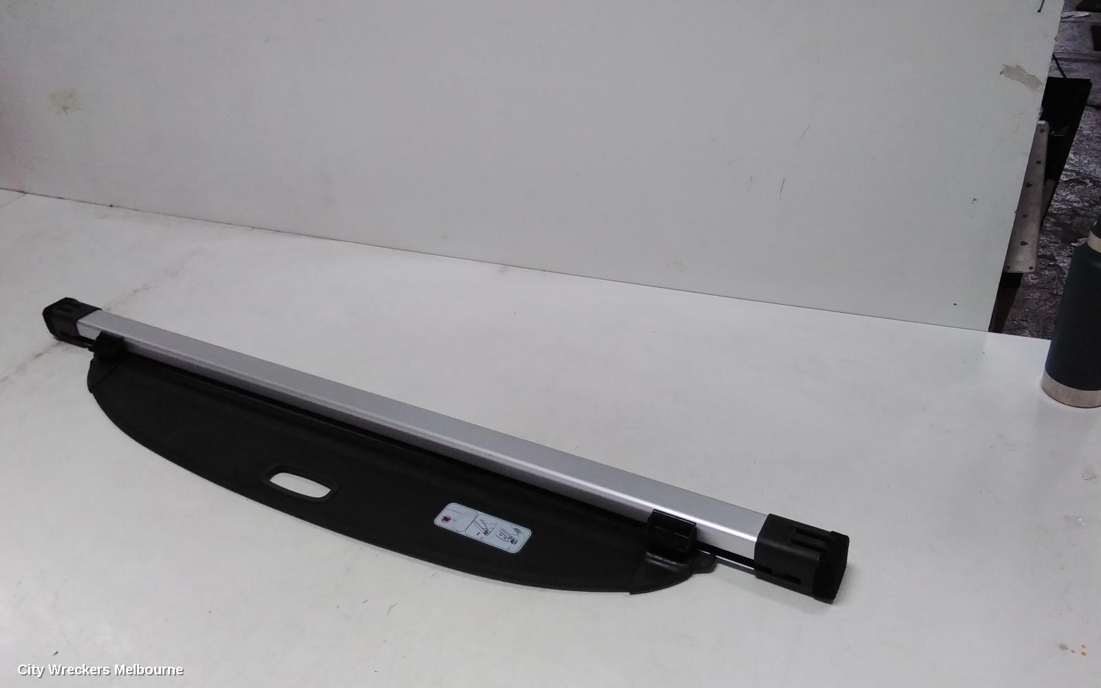 HYUNDAI TUCSON PARCEL SHELF CARGO BLIND, CARGO BLIND, TL, 07/2015 - 01/2021