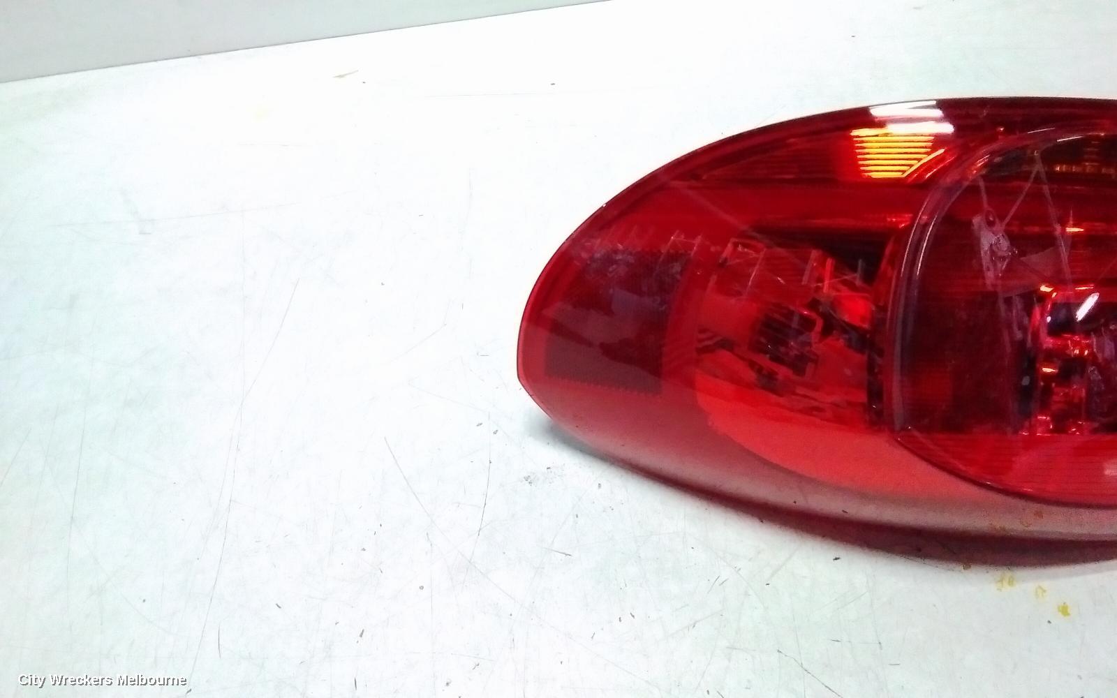 VOLKSWAGEN TIGUAN RIGHT TAILLIGHT, 5N, 07/2011 - 08/2016