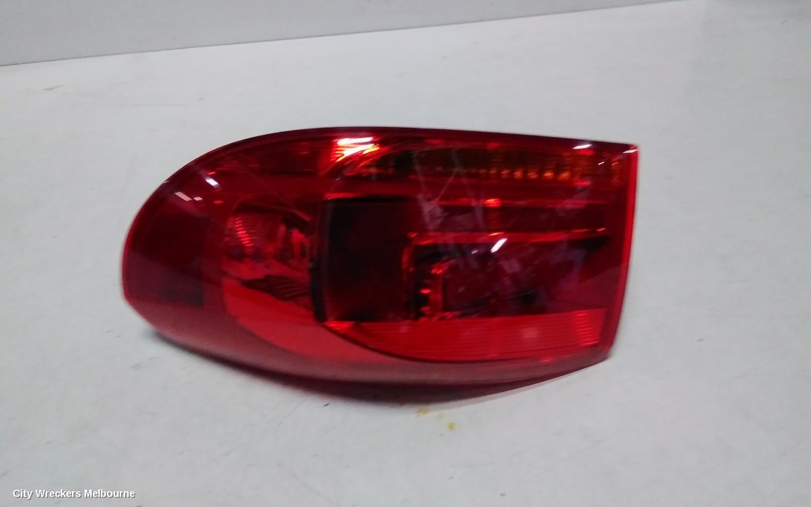 VOLKSWAGEN TIGUAN RIGHT TAILLIGHT, 5N, 07/2011 - 08/2016