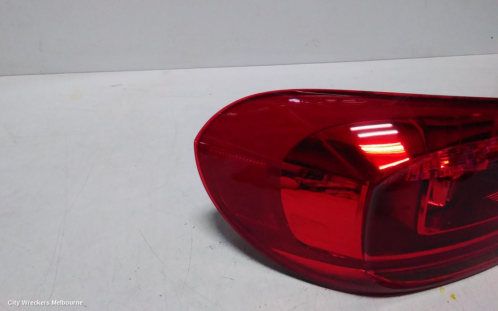 VOLKSWAGEN TIGUAN LEFT TAILLIGHT, 5N, 07/2011 - 08/2016