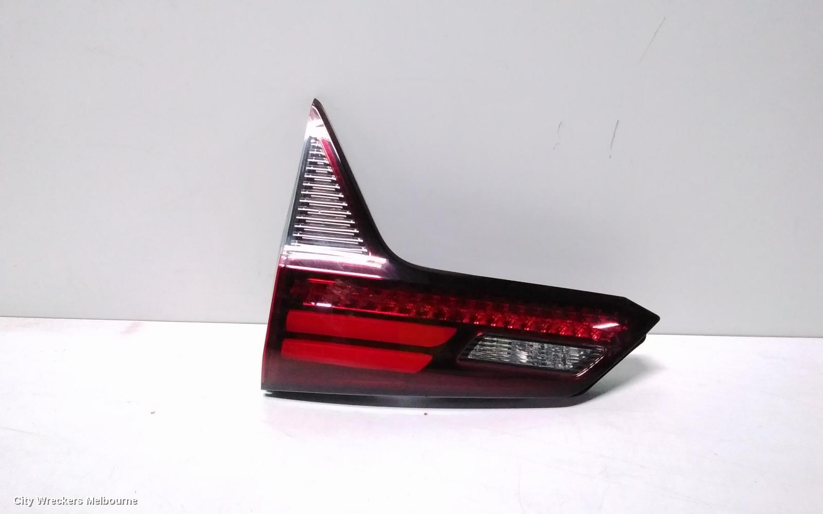 HONDA HRV REAR GARNISH, TAILGATE LAMP (RH SIDE), RU5, VTI-S/VTI-LX/RS, LED, OPTICAL GUIDE TYPE, 07/2018 - 10/2021