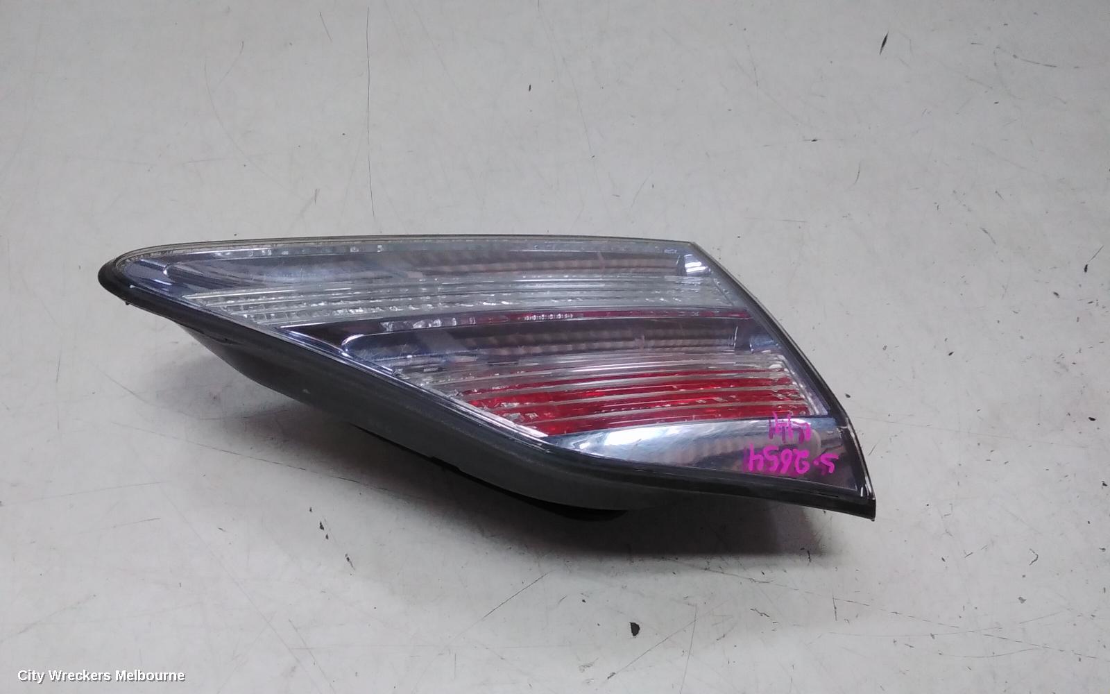 LEXUS RX SERIES REAR GARNISH, TAILGATE LAMP (LH SIDE), GYL15R, RX450H, 12/2008 - 05/2012