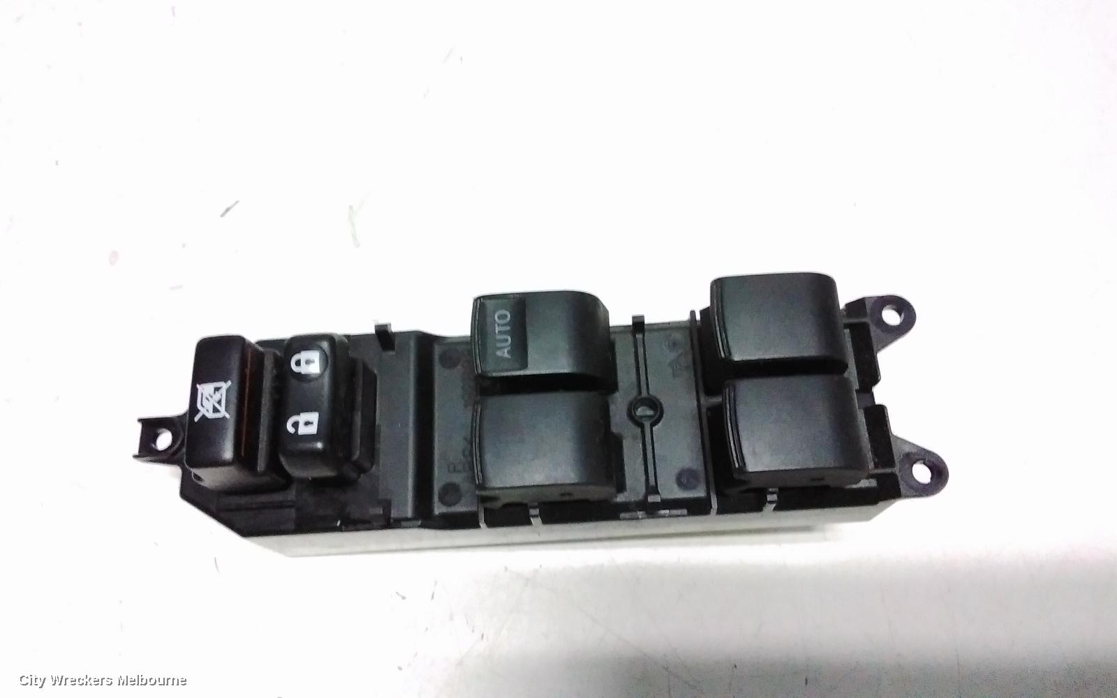 TOYOTA AURION PWR DR WIND SWITCH, RH FRONT (MASTER SWITCH), GSV40R, 10/2006 - 03/2012