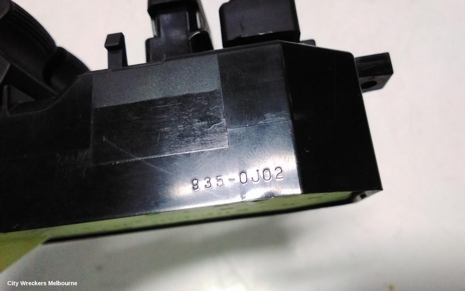 TOYOTA AURION PWR DR WIND SWITCH, RH FRONT (MASTER SWITCH), GSV40R, 10/2006 - 03/2012