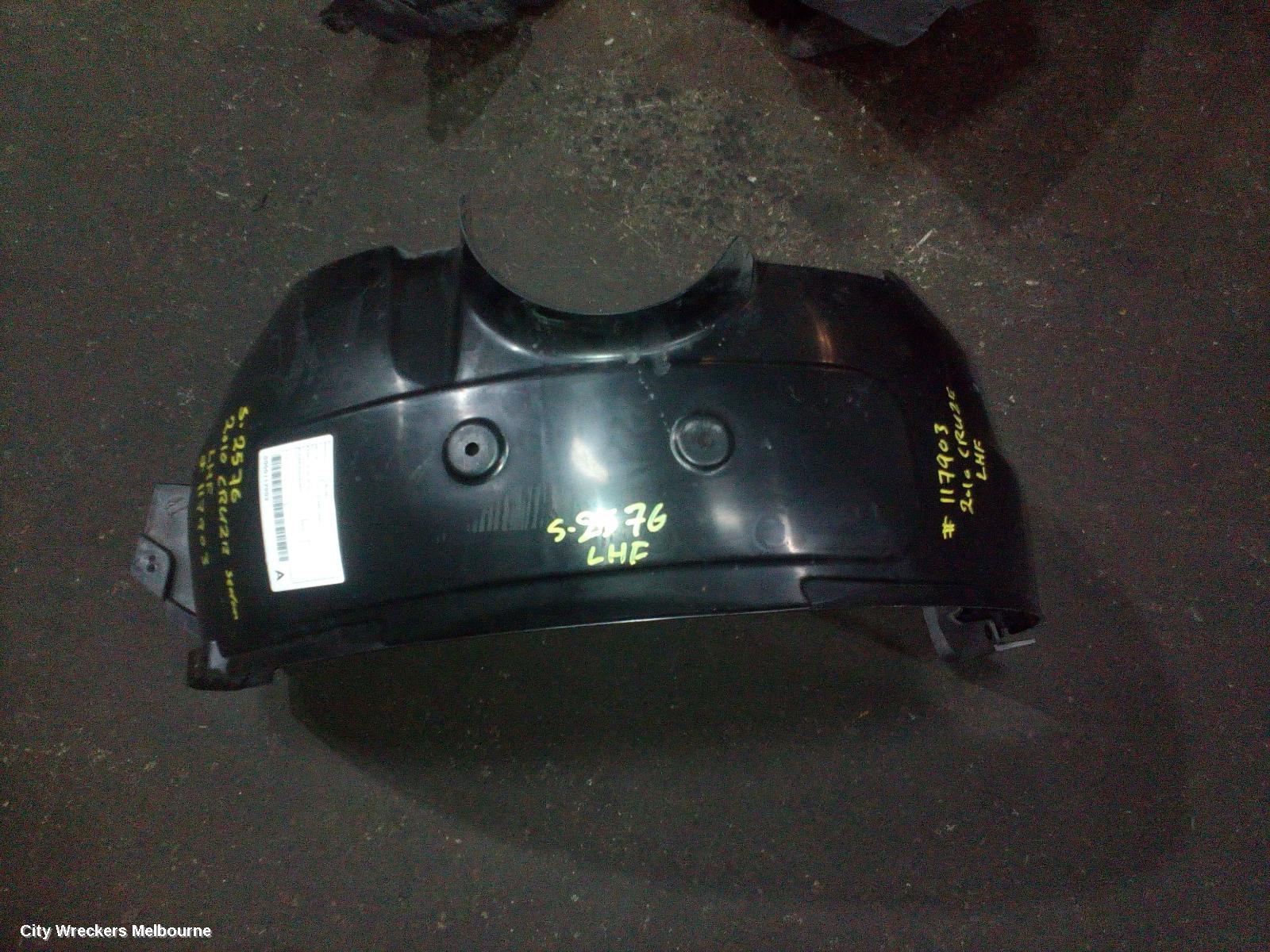 HOLDEN CRUZE LEFT GUARD LINER, FRONT, JG, 03/2009 - 02/2011