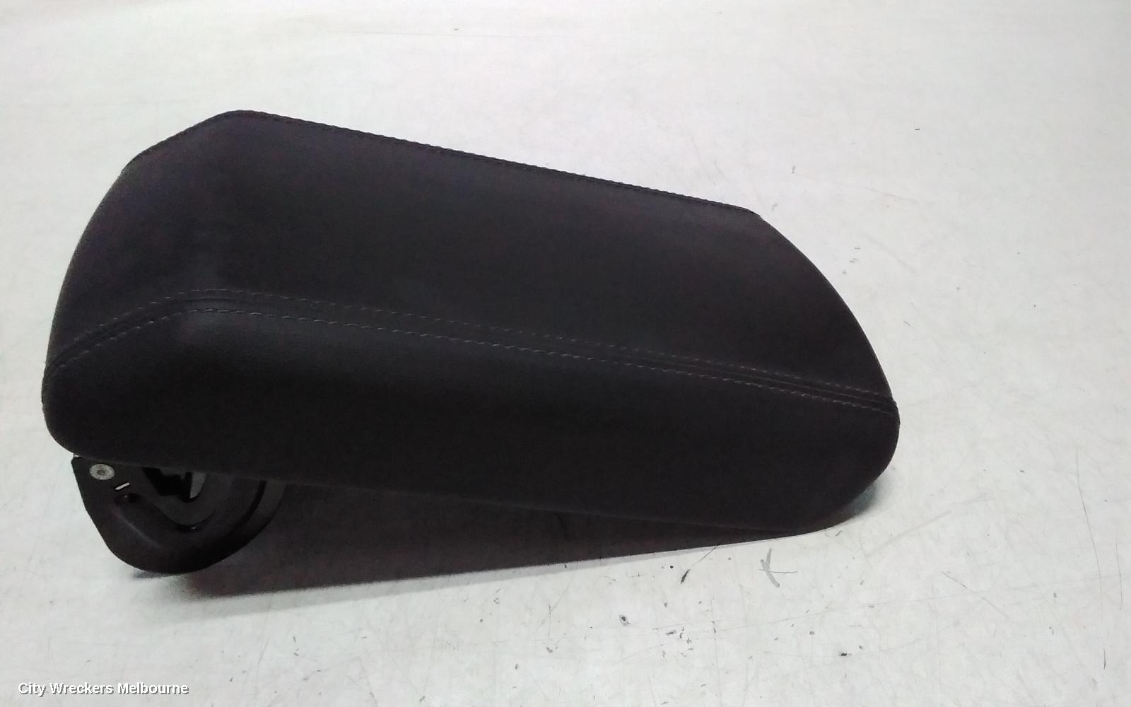 GREAT WALL CANNON UTE CONSOLE, NPW, 09/2020 ONWARDS