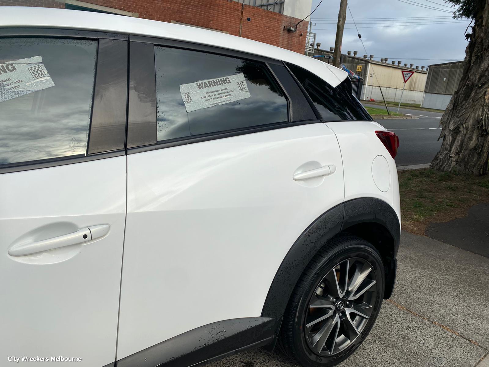 MAZDA CX3 RIGHT FRONT WINDOW REG/MOTOR, DK, 03/2015 - 01/2017