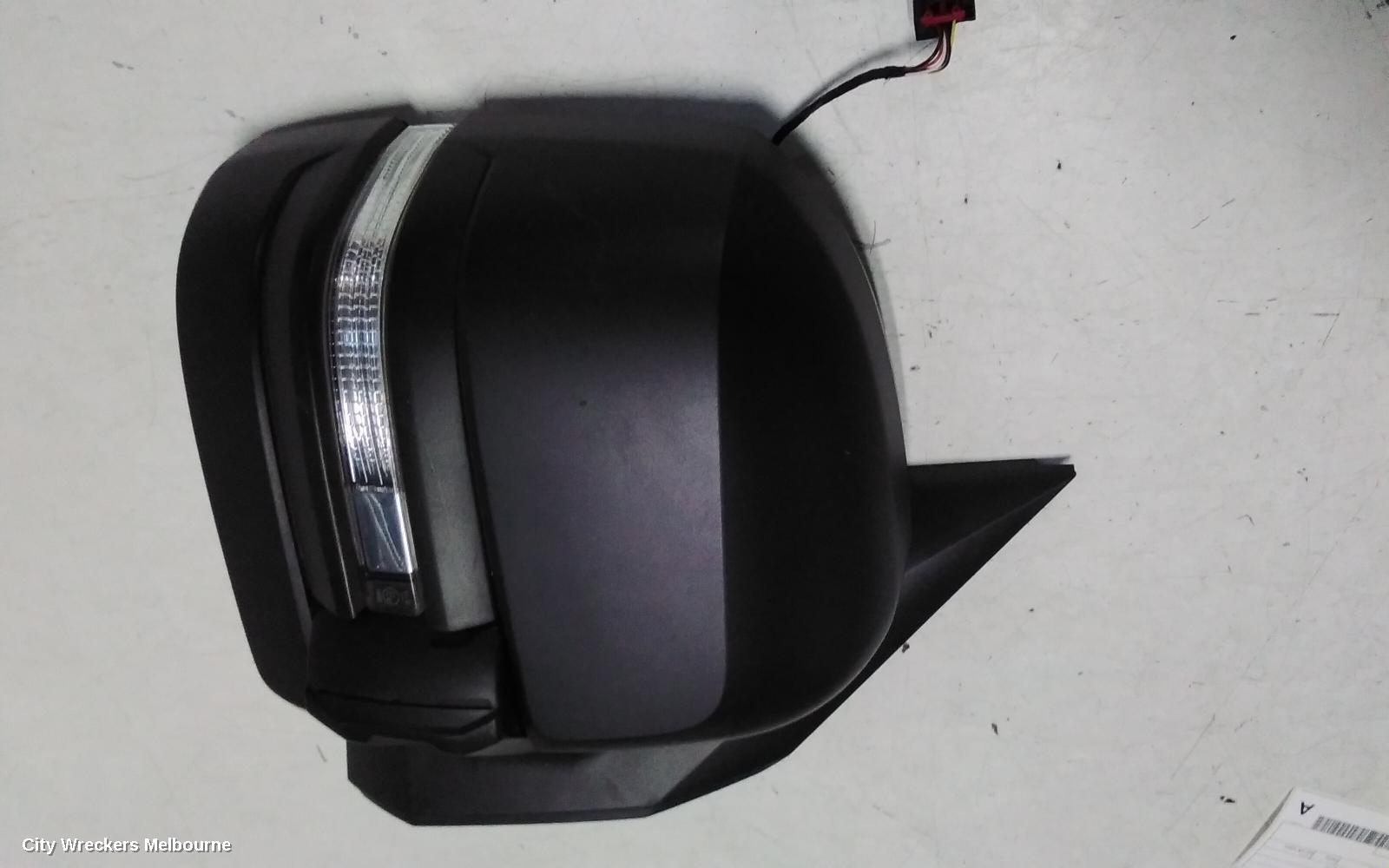 VOLKSWAGEN CRAFTER RIGHT DOOR MIRROR, SY1, NON POWER FOLD TYPE, 08/2017 ONWARDS