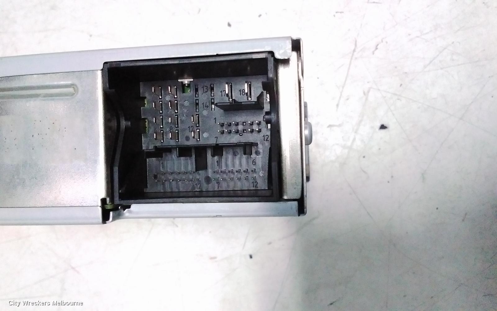 VOLKSWAGEN CRAFTER RADIO/CD/DVD/SAT/TV, DISPLAY UNIT, 8IN, TOUCHSCREEN, SY1, 08/2017 ONWARDS