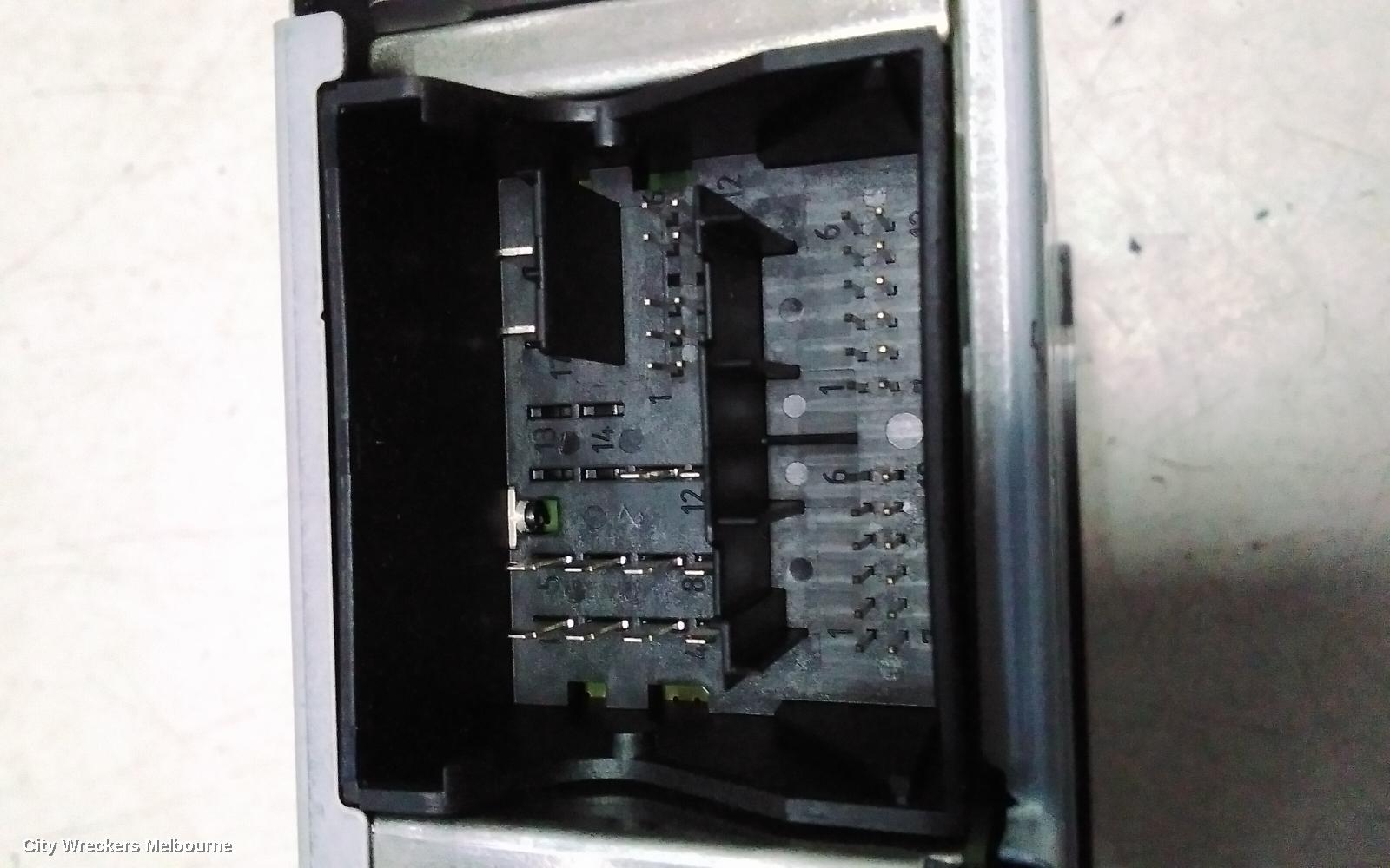 VOLKSWAGEN CRAFTER RADIO/CD/DVD/SAT/TV, DISPLAY UNIT, 8IN, TOUCHSCREEN, SY1, 08/2017 ONWARDS