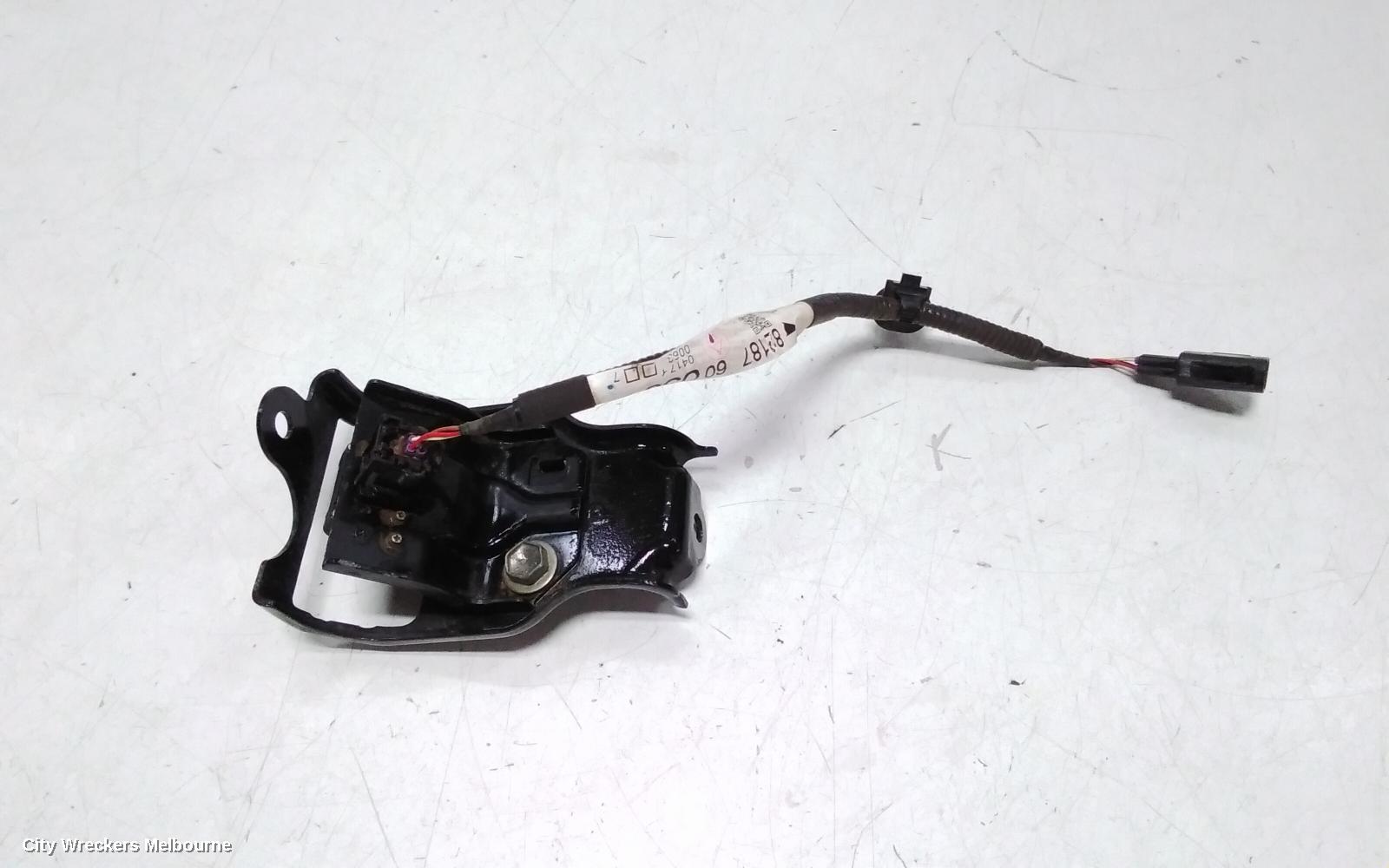 TOYOTA PRADO REVERSE CAMERA, REVERSE CAMERA, 150 SERIES, 08/2009 - 07/2013