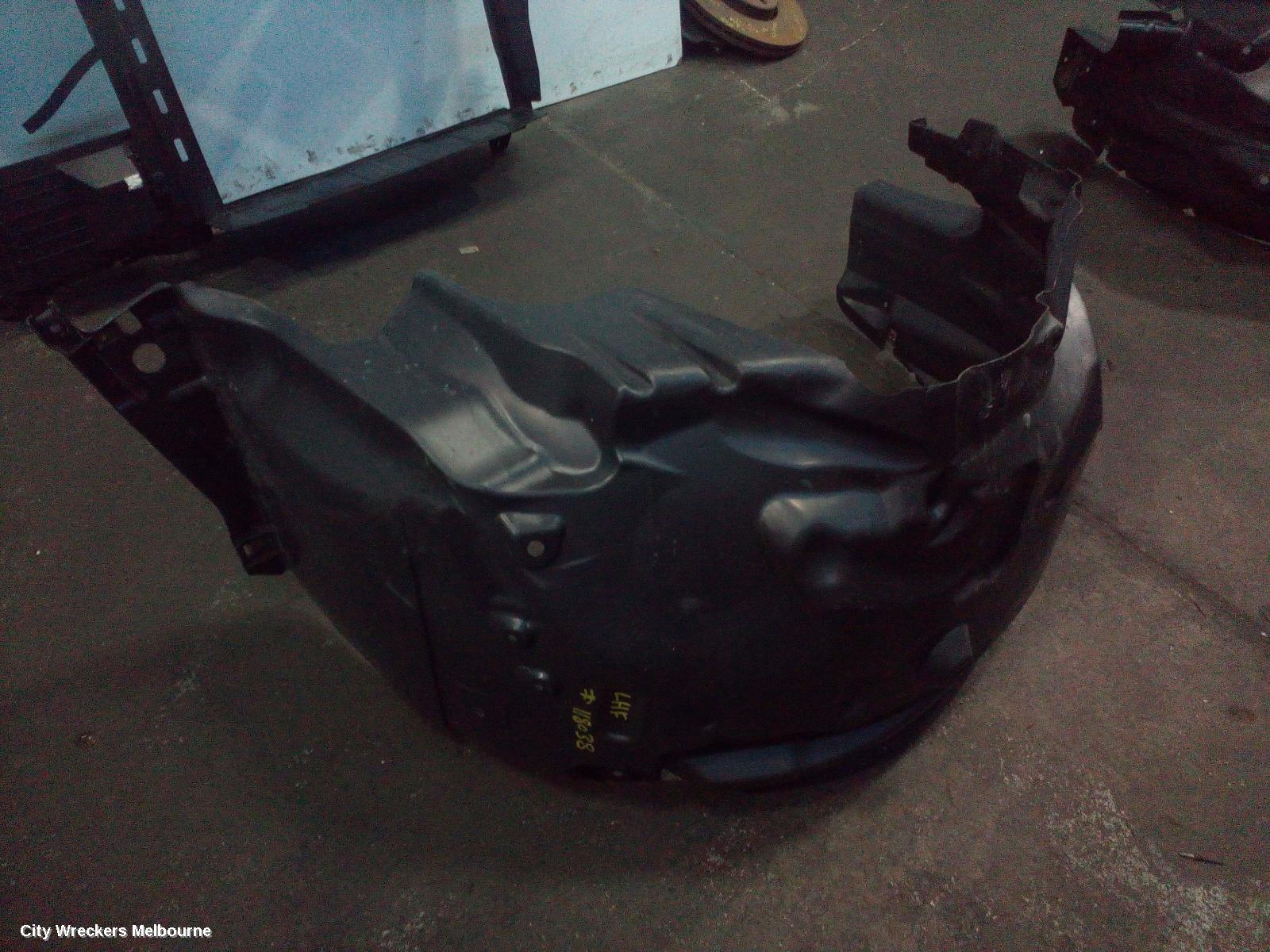 LAND ROVER RANGEROVER SPORT LEFT GUARD LINER, L320, 08/2005 - 12/2013