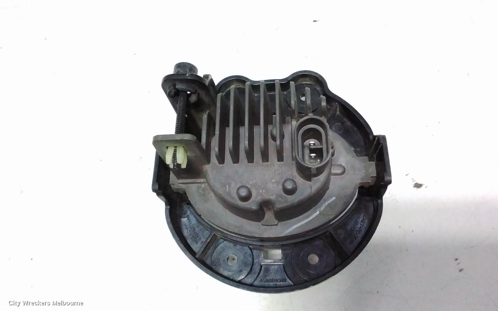 JEEP CHEROKEE RIGHT INDICATOR/FOG/SIDE, KL, BUMPER FOGLAMP, LED TYPE, 04/2018 - 11/2022