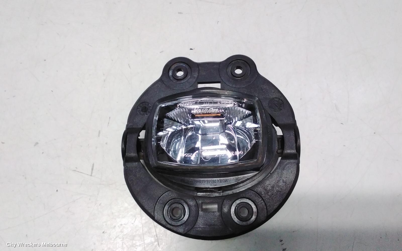 JEEP CHEROKEE RIGHT INDICATOR/FOG/SIDE, KL, BUMPER FOGLAMP, LED TYPE, 04/2018 - 11/2022