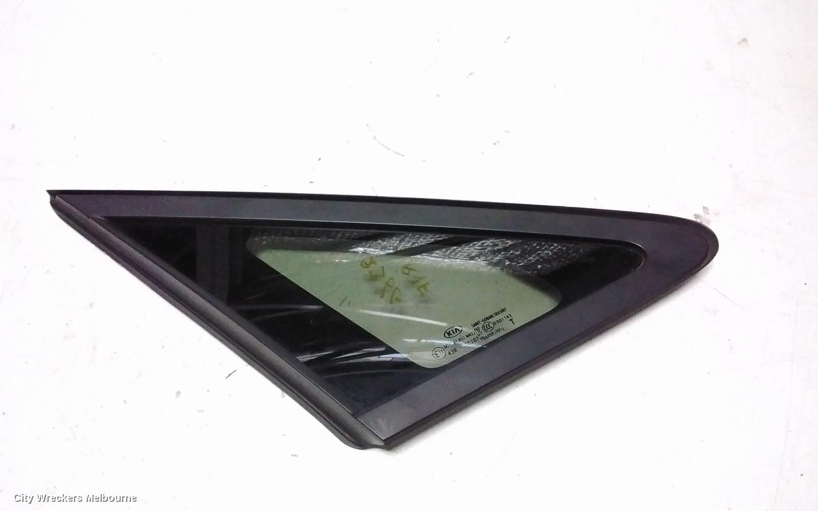 KIA CARNIVAL/GRAND CARNIVAL RIGHT FRONT 1/4 DOOR GLASS, IN BODY, YP, 02/2015 - 10/2020
