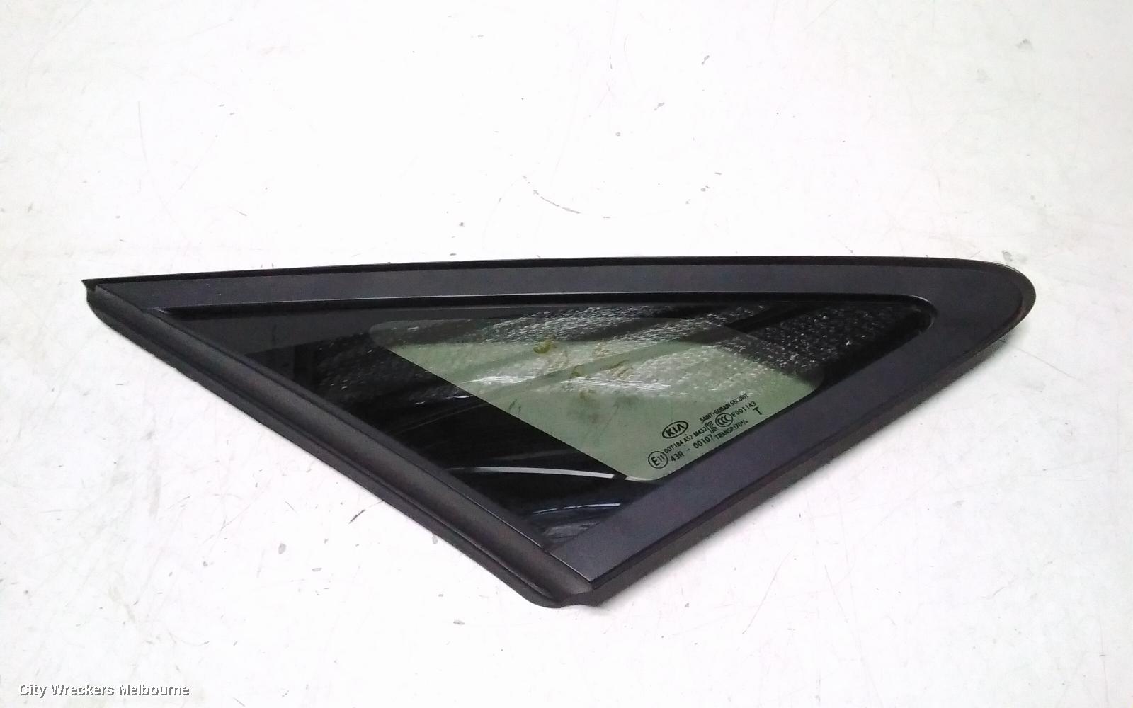 KIA CARNIVAL/GRAND CARNIVAL RIGHT FRONT 1/4 DOOR GLASS, IN BODY, YP, 02/2015 - 10/2020
