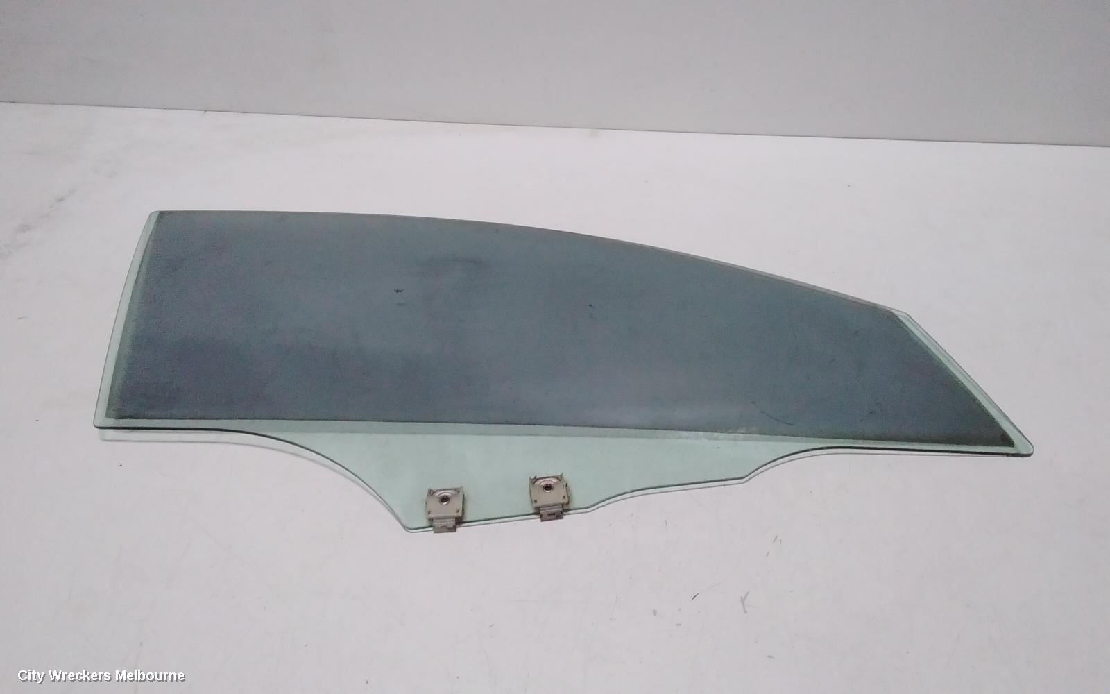 MAZDA 3 RIGHT FRONT DOOR WINDOW, BK 4DR/5DR SEDAN/HATCH 10/2003 - 04/2009